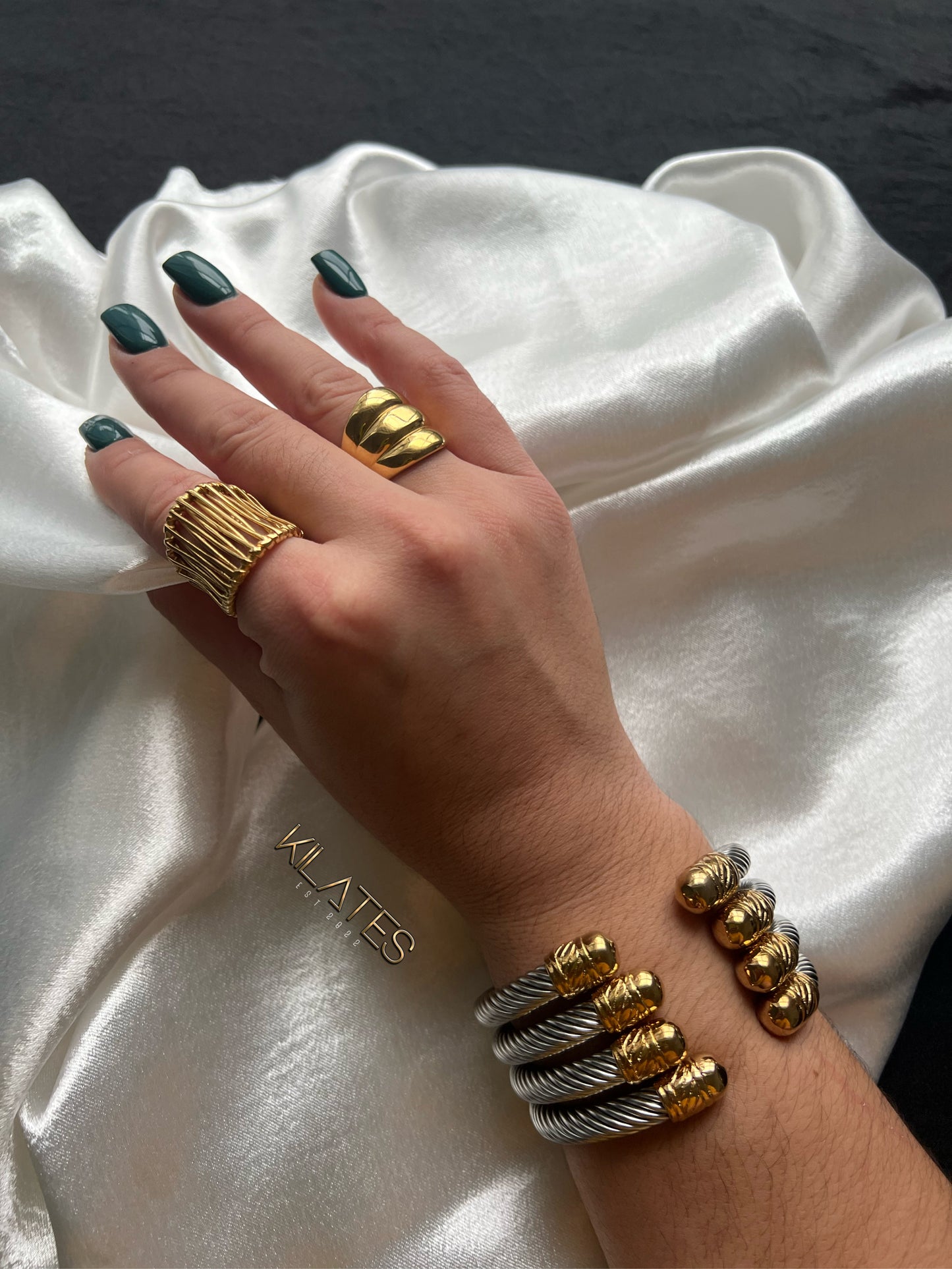 Leonor Cuff