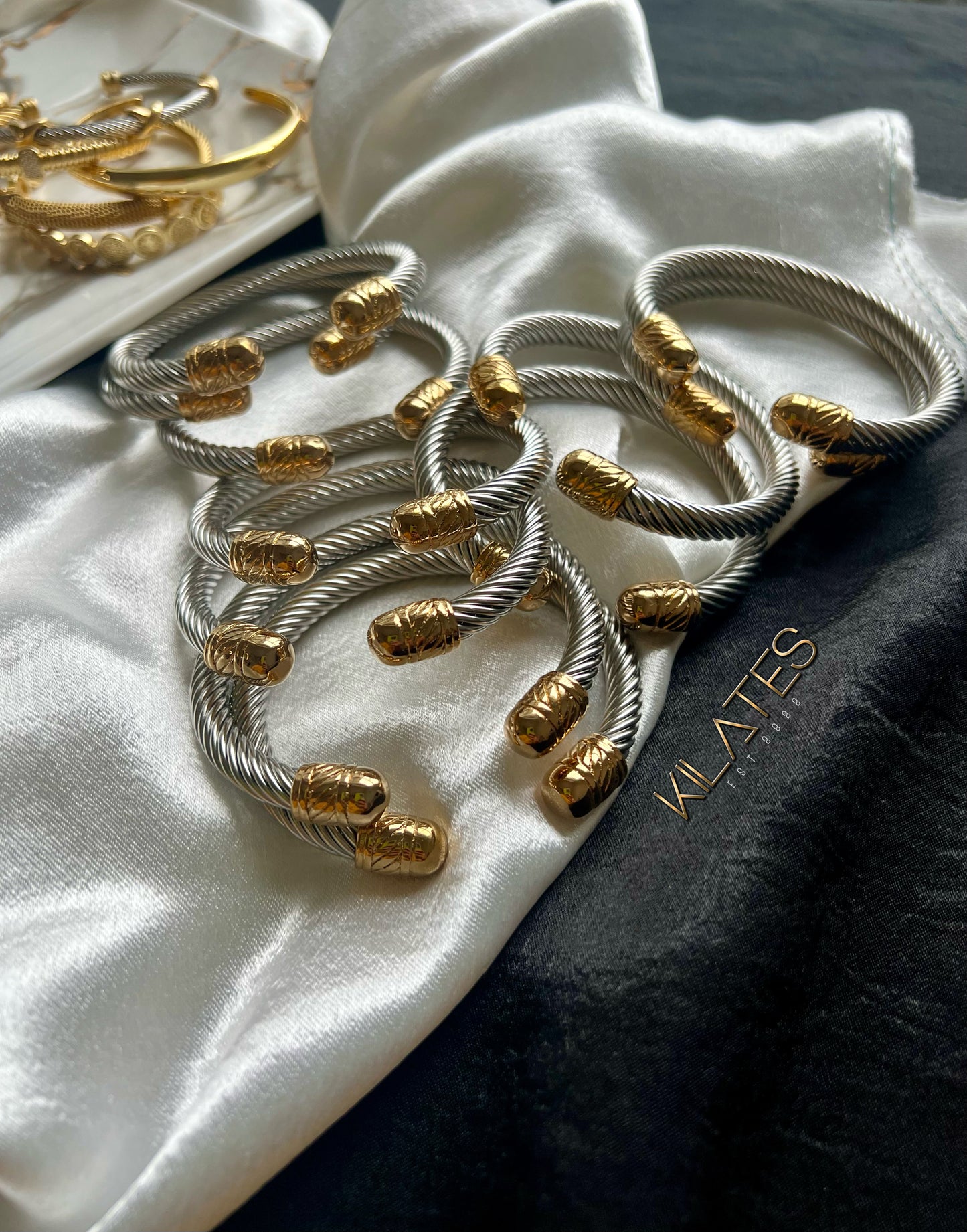Leonor Cuff